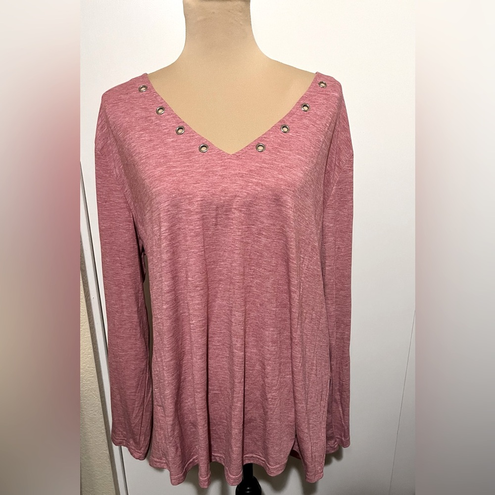 New 🆕 unbranded women’s plus size pink top blouse v neck xxl tunic long sleeve